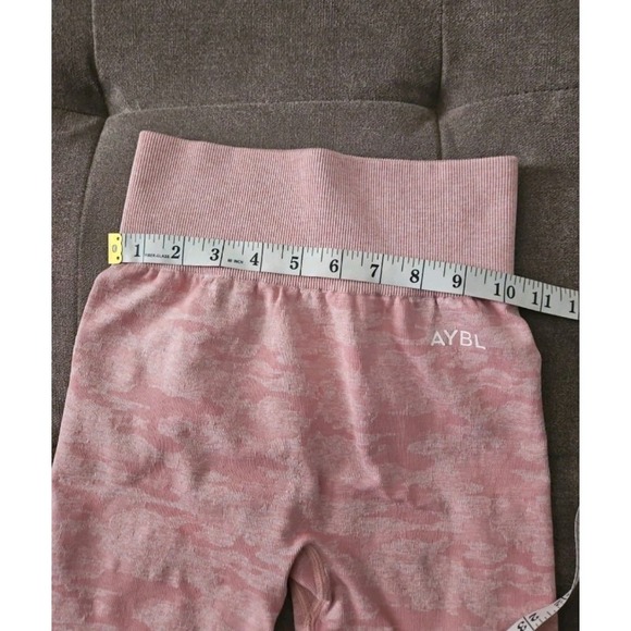 Womens AYBL pink camo seamless gym shorts size XS - Picture 5 of 11